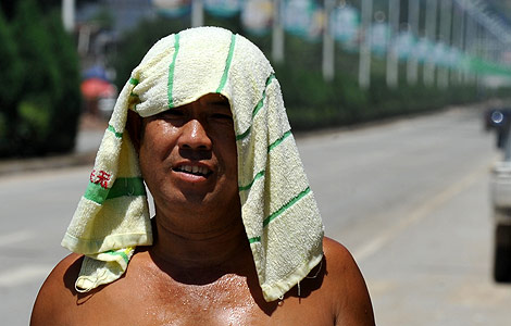 China roasts in highest temperature since 1961