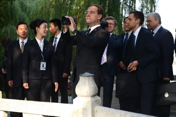 Russian Prime Minister visits China's Hefei