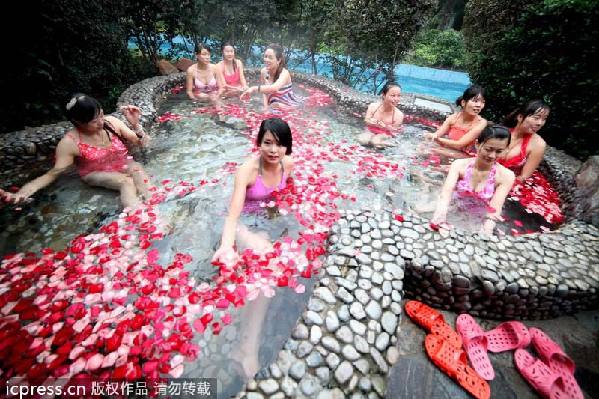Hot spring in Lujiang