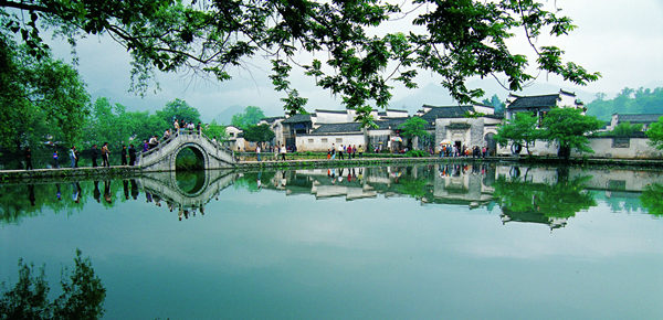Anhui architecture shows glamor of history