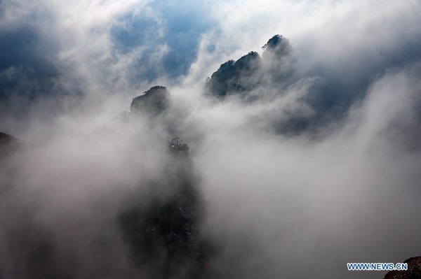 Scenery of Huangshan Mountain after snowfall